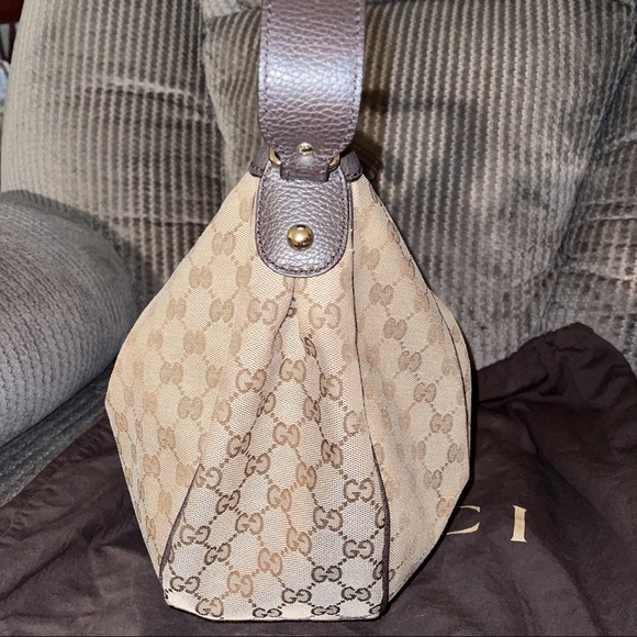 Gucci Bag - Picture 6 of 16